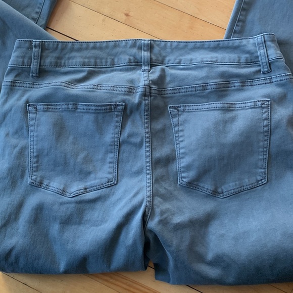 NWOT Maurice’s Size 16 (waist 19 slight Stretch) - Picture 3 of 3